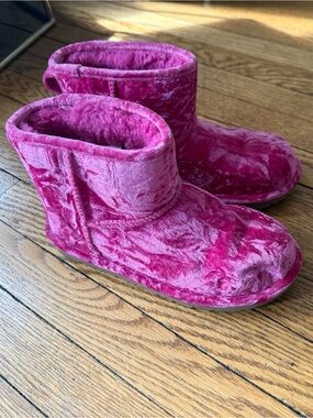 UGG Classic Mini II Boots - Size 5 - NWOB